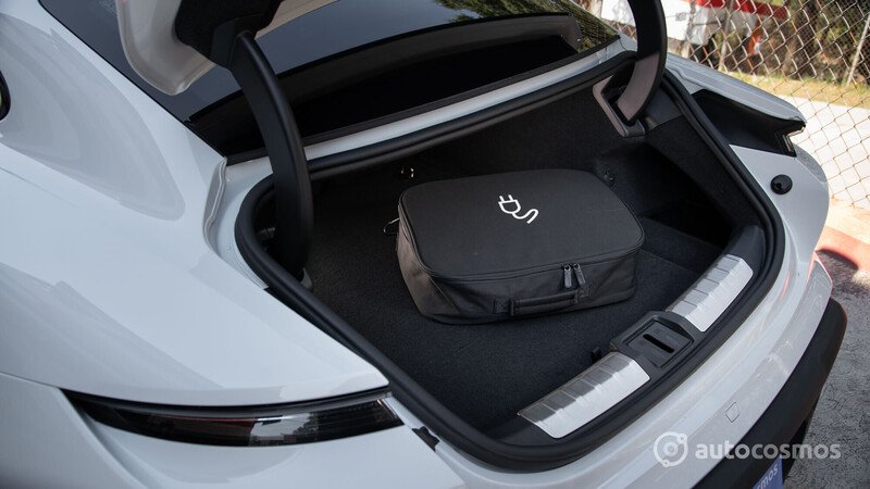 Porsche Taycan a prueba