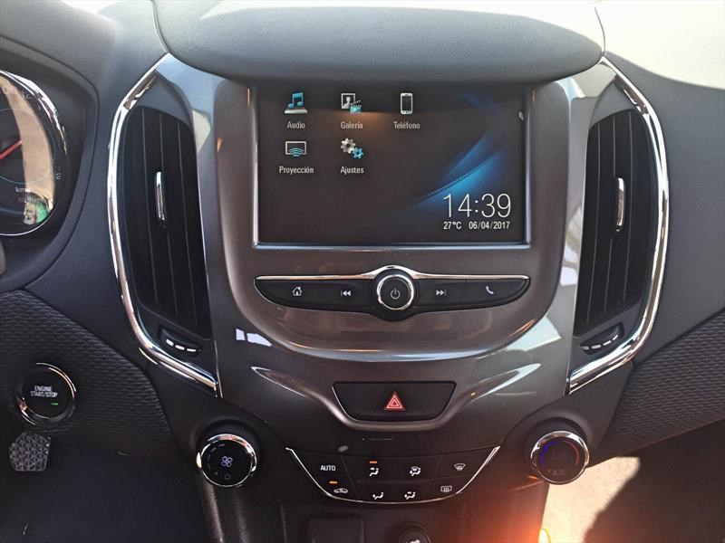 Chevrolet Cruze HB 2017