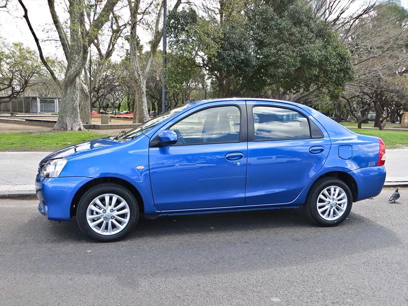 Toyota Etios, primer acercamiento