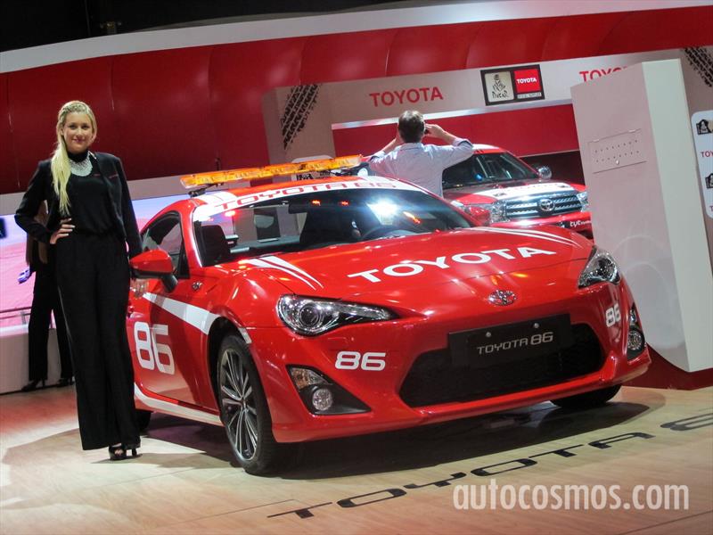 Toyota en el Salón de Buenos Aires 2015