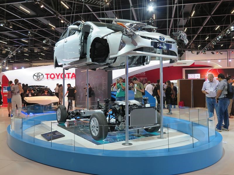 Toyota en el Salón de San Pablo 2016