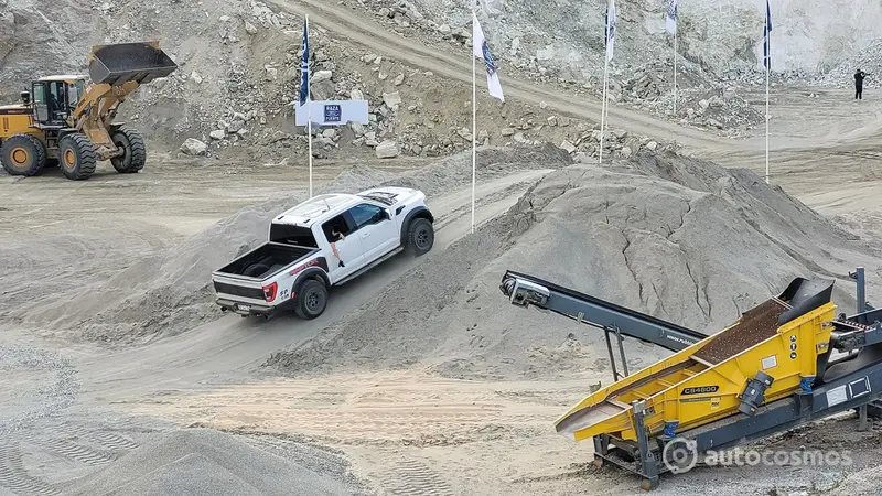 Ford  experiencia Raza Fuerte