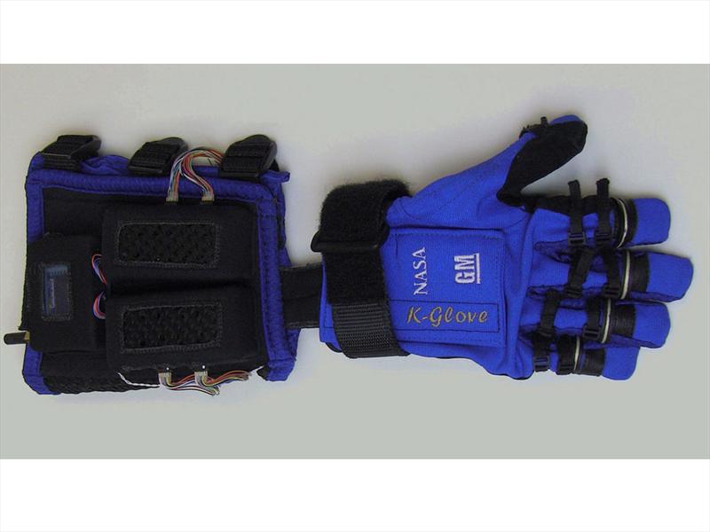 GM y su Robo-Glove