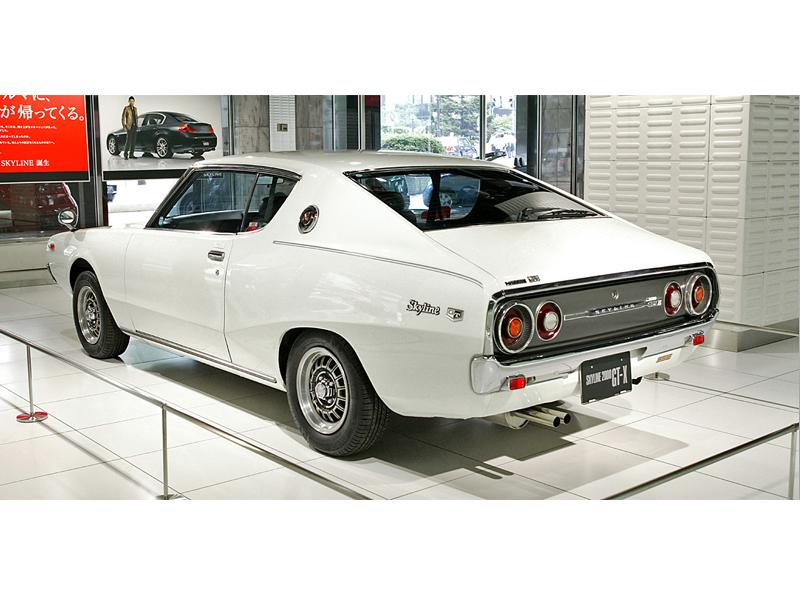 Skyline C110 2000