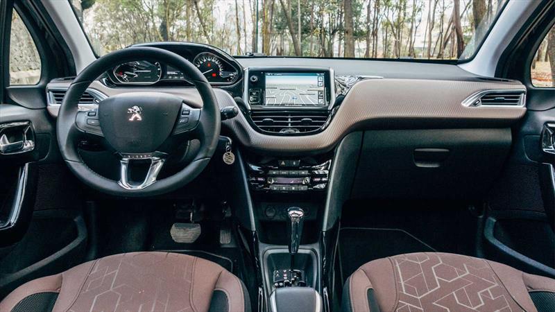 Peugeot 2008 2014