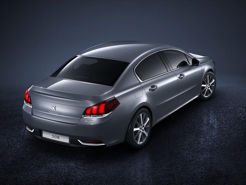 Peugeot 508 renueva su línea