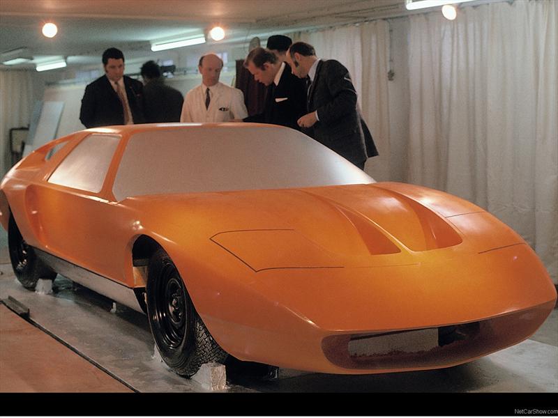 Retro Concepts: Mercedes-Benz C111