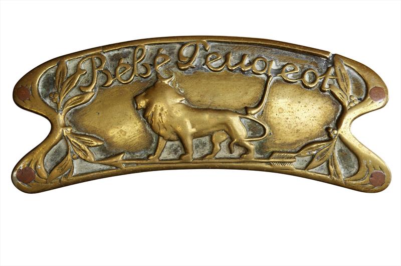 Historia del logotipo de Peugeot