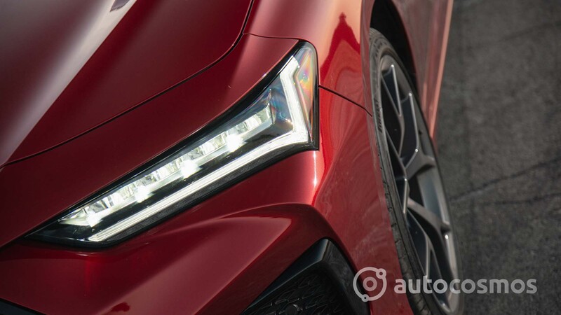 Acura  TLX Type S 2022 a prueba