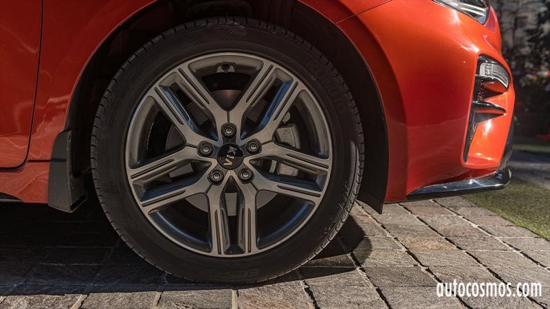 Test Drive Kia Cerato 5 GT 2019