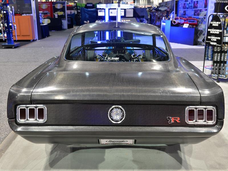 Ford Mustang 1965 por Ringbrothers