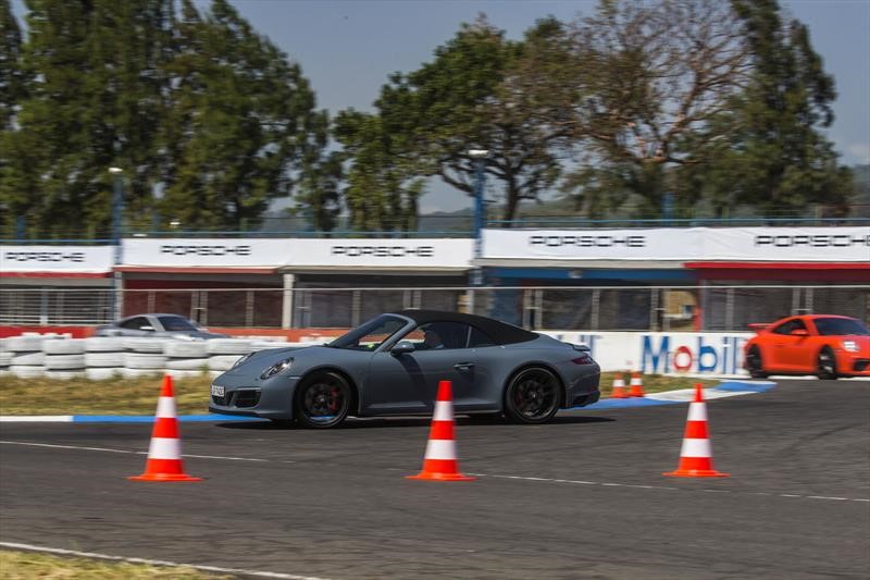 Porsche Driving Experience Guatemala 2018