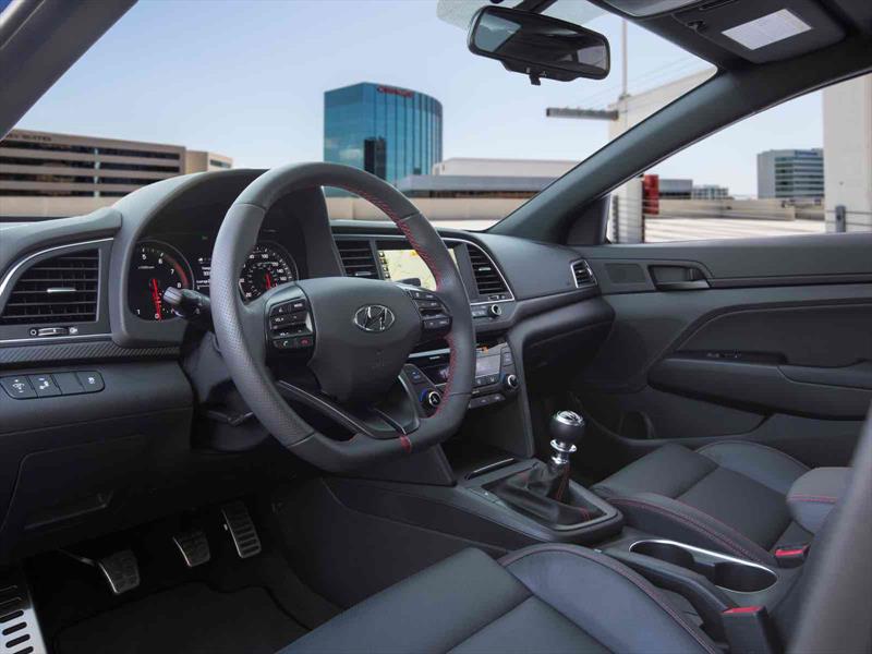 Hyundai Elantra Sport 2017