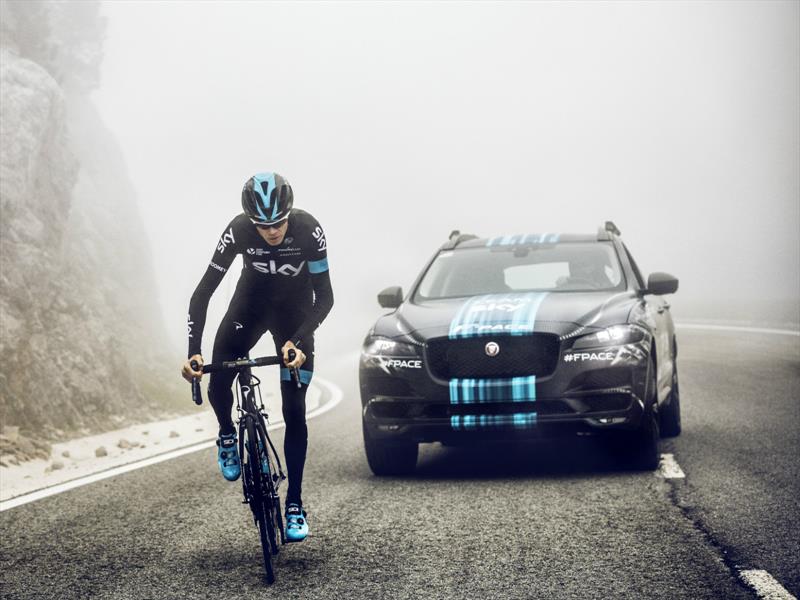 Jaguar F-PACE