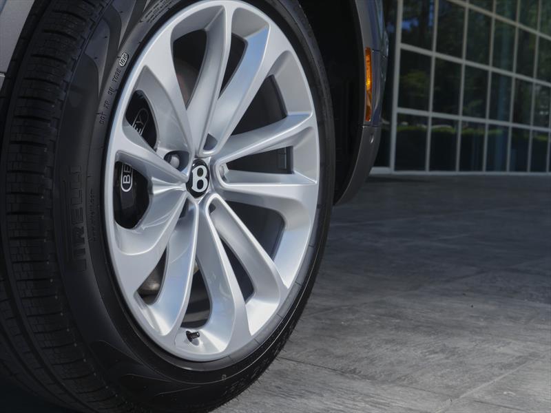 Bentley Bentayga 2017