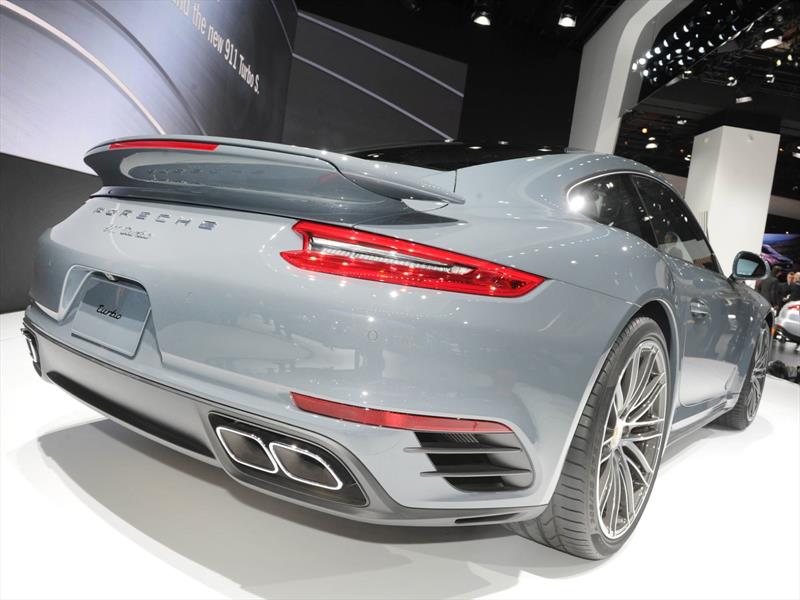 Porsche 911 Turbo S y 911 Turbo