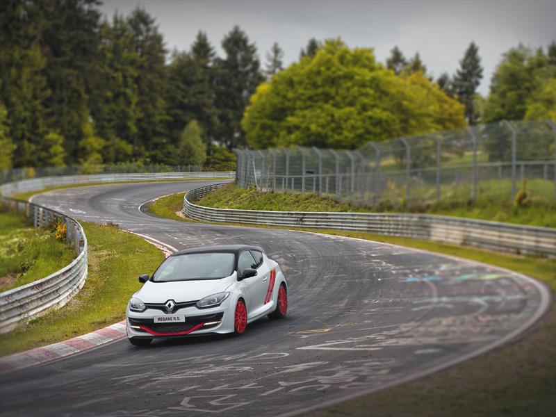 Renault Megane RS 275 Trophy-R