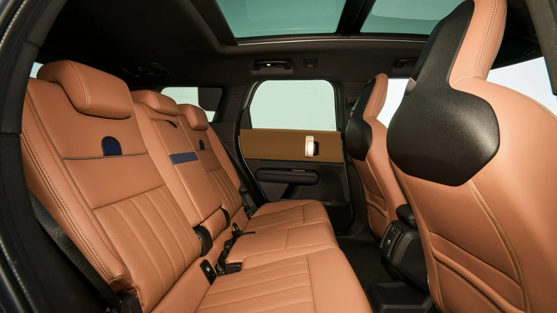 (-) EMBARGO MINI Countryman 2024