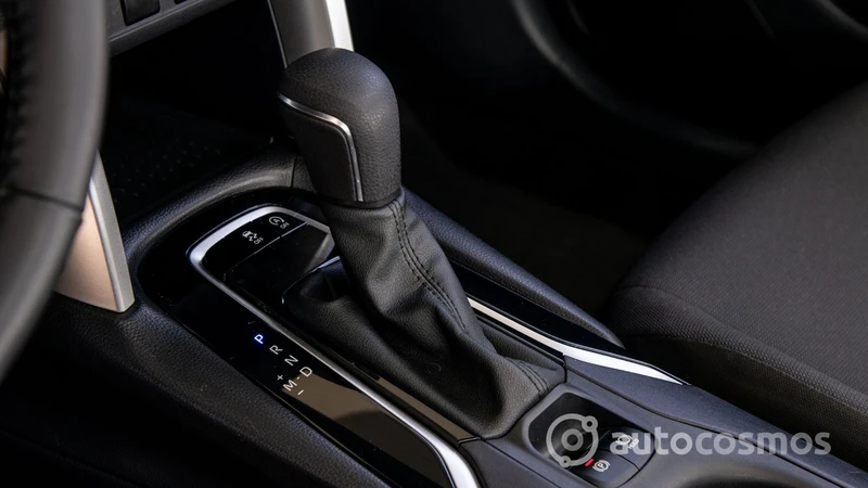Toyota Corolla Cross 2022 a prueba