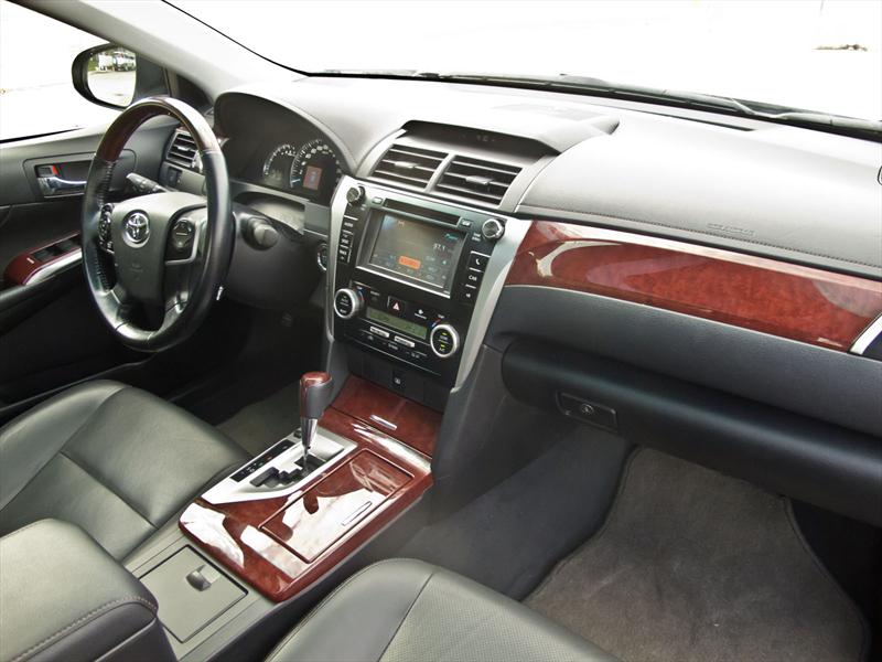 Toyota Camry V6 a prueba