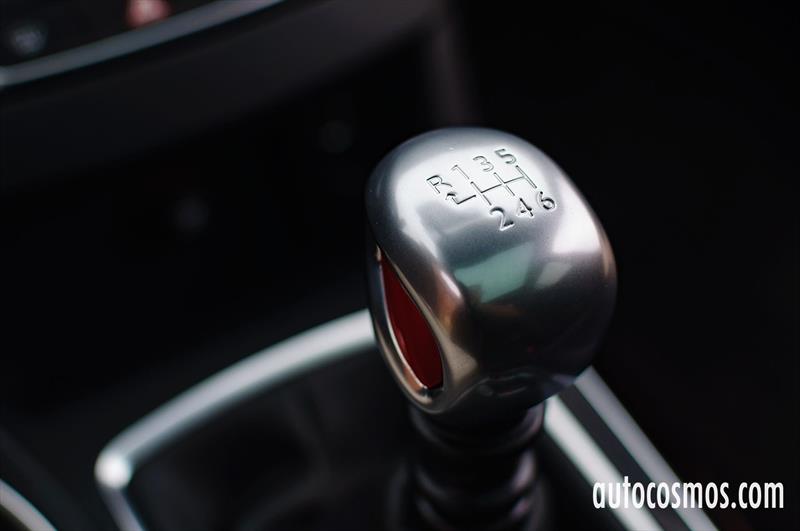 Test Drive: Peugeot 308 GTi 2017