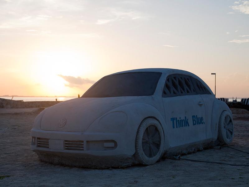 VW Beetle en el lecho marino del caribe