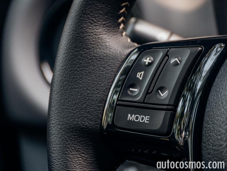 Toyota Yaris Hatchback 2015