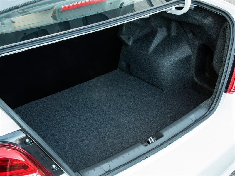 Mitsubishi Mirage G4