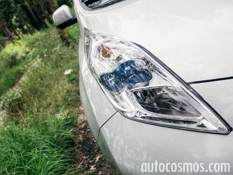 Nissan LEAF 2015