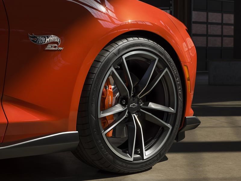 Chevrolet Camaro Hot Wheels 50 Aniversario