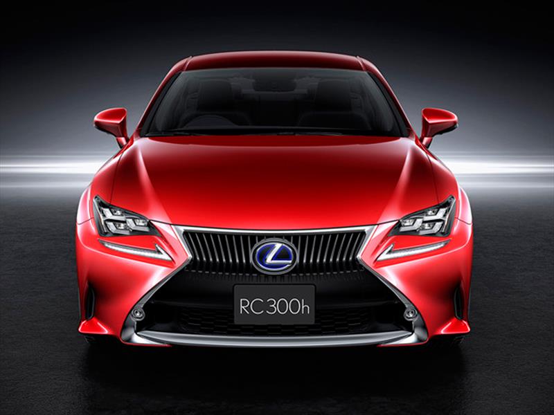 Lexus RC coupé, una estrella de Tokio