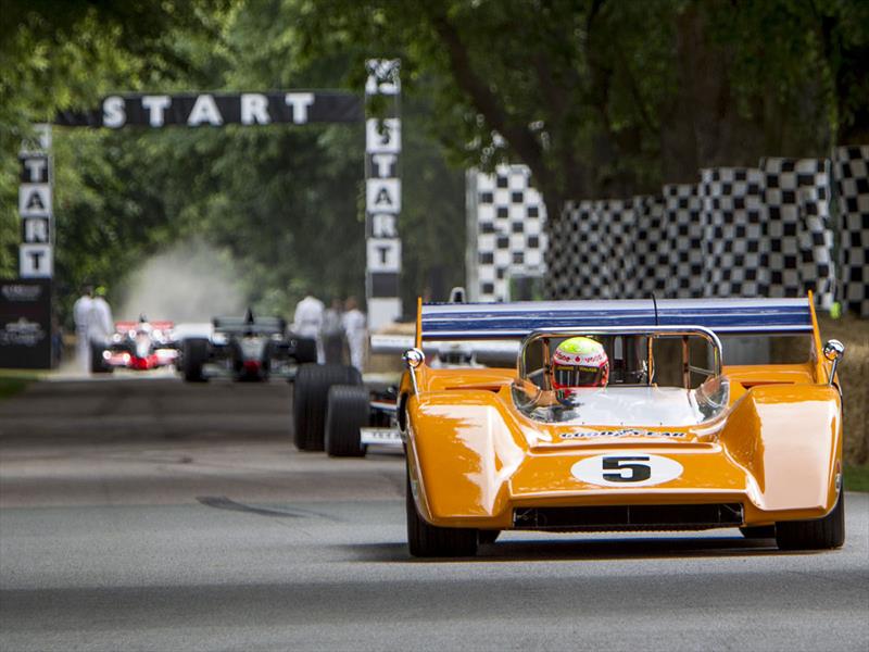 McLaren celebra 50 años en la competición