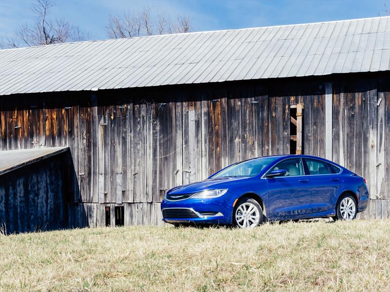 Chrysler 200 2015