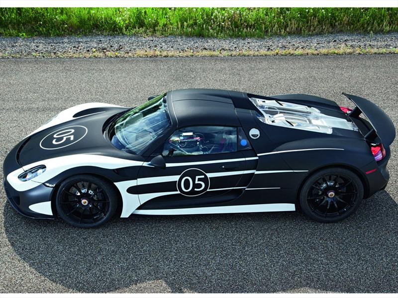 (-) El Porsche 918 Spyder