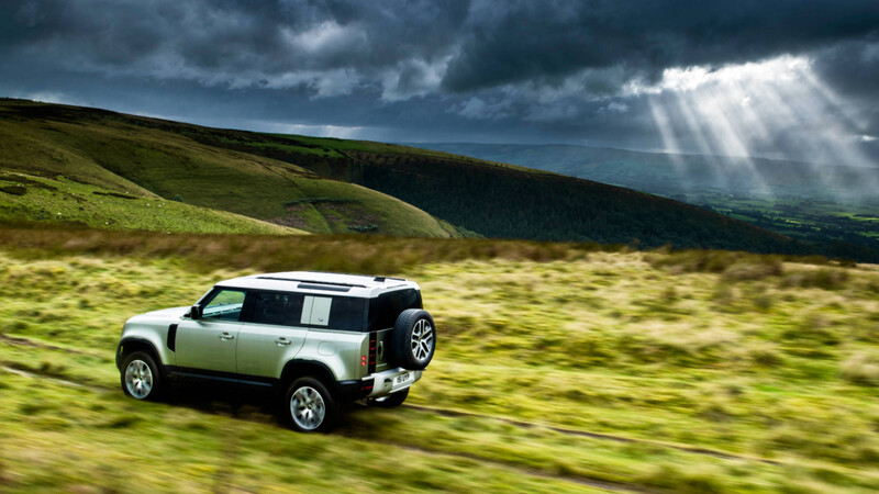 Land Rover Defender PHEV 2021