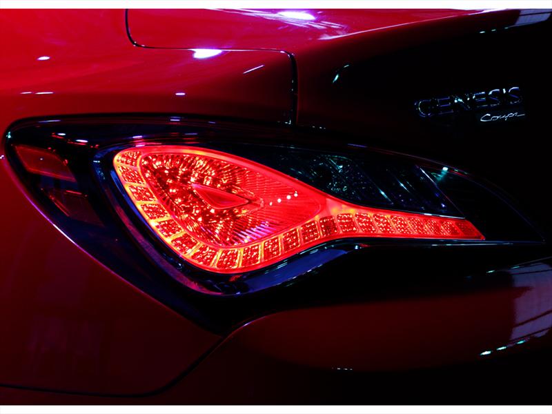 Hyundai Genesis Coupé 2012