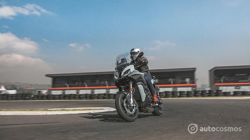 BMW S 1000 XR