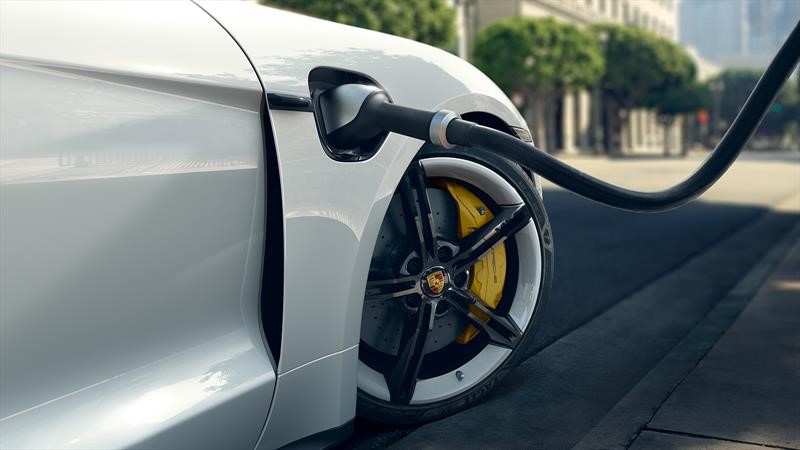 Porsche Taycan 2020