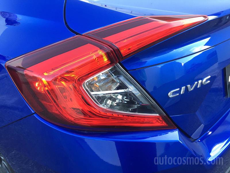 Honda Civic Sedán 2016 llega a México