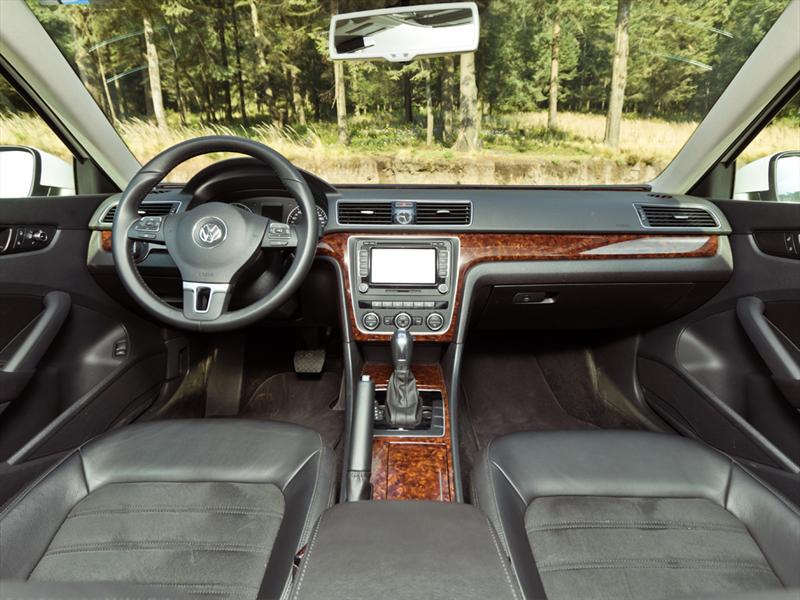 Volkswagen Nuevo Passat V6 2012