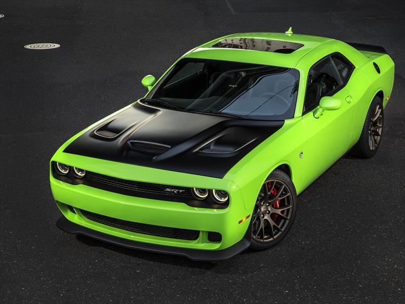 Dodge Challenger SRT Hellcat 2015