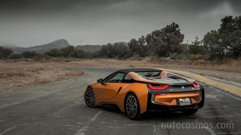 BMW i8 Roadster a prueba