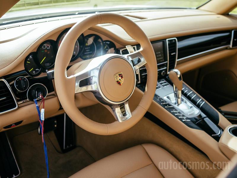 Porsche Panamera S E-Hybrid