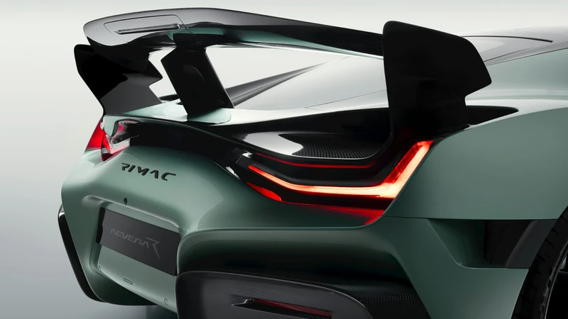 Rimac Nevera R 2025