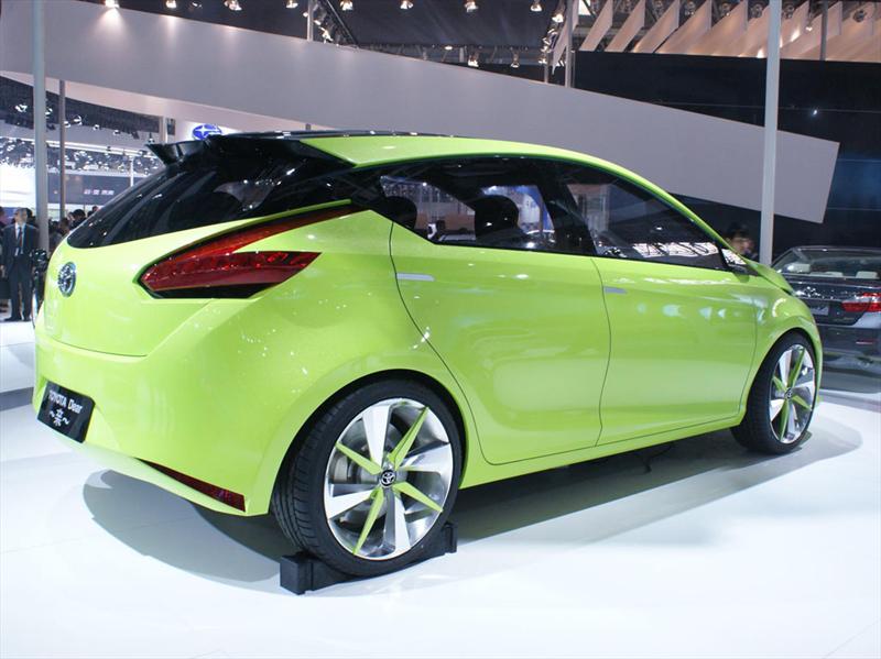 Toyota Dear Qin concepts debutan en Beijing 2012