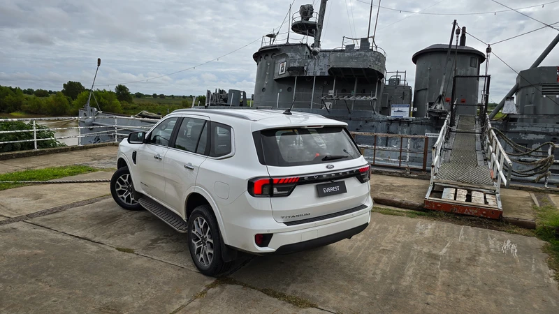 Test Drive Ford Everest Titanium