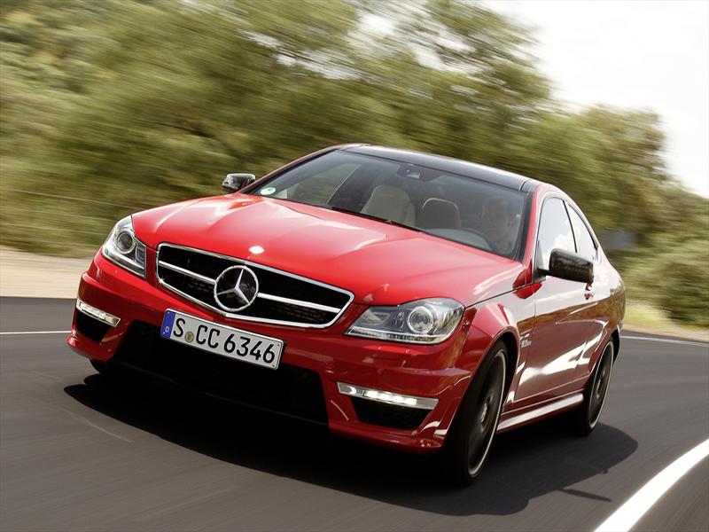 AMG festeja sus 45 años de vida