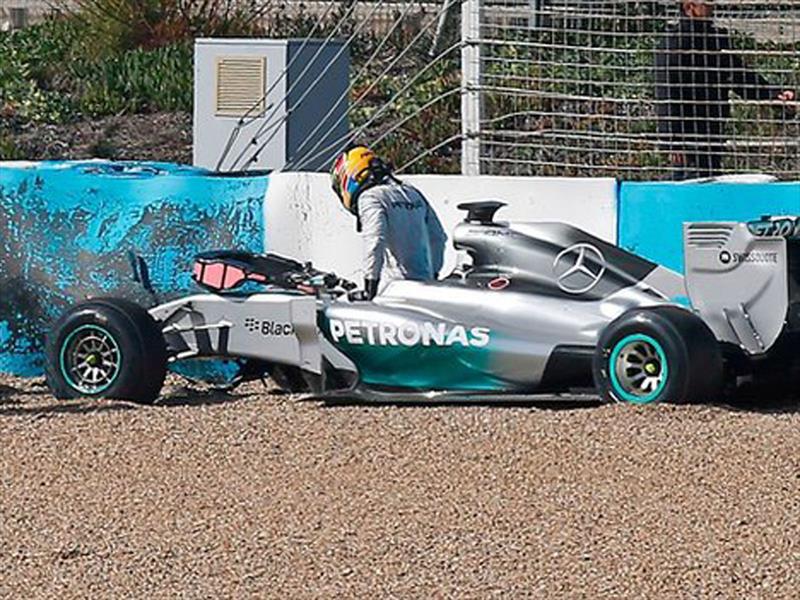 F1 Mercedes Benz presenta el W05