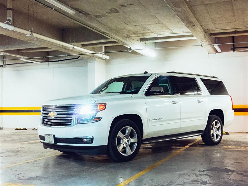 Chevrolet Suburban 2015