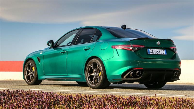 Alfa Romeo Giulia y Stelvio Quadrifoglio 2020